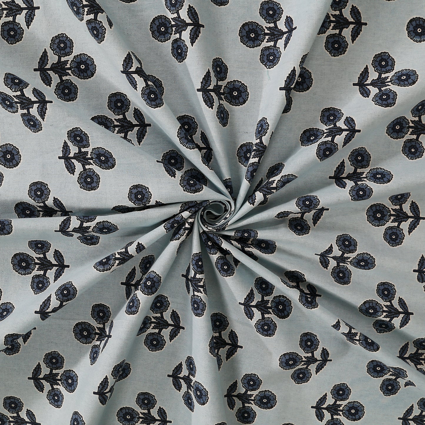 Udaipur Royale—Grey Bloom